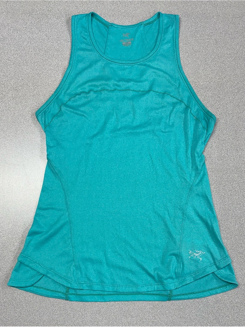 Arc’teryx Turquoise Sleeveless Tank Fitted Pleated Racer Back Athletic Top